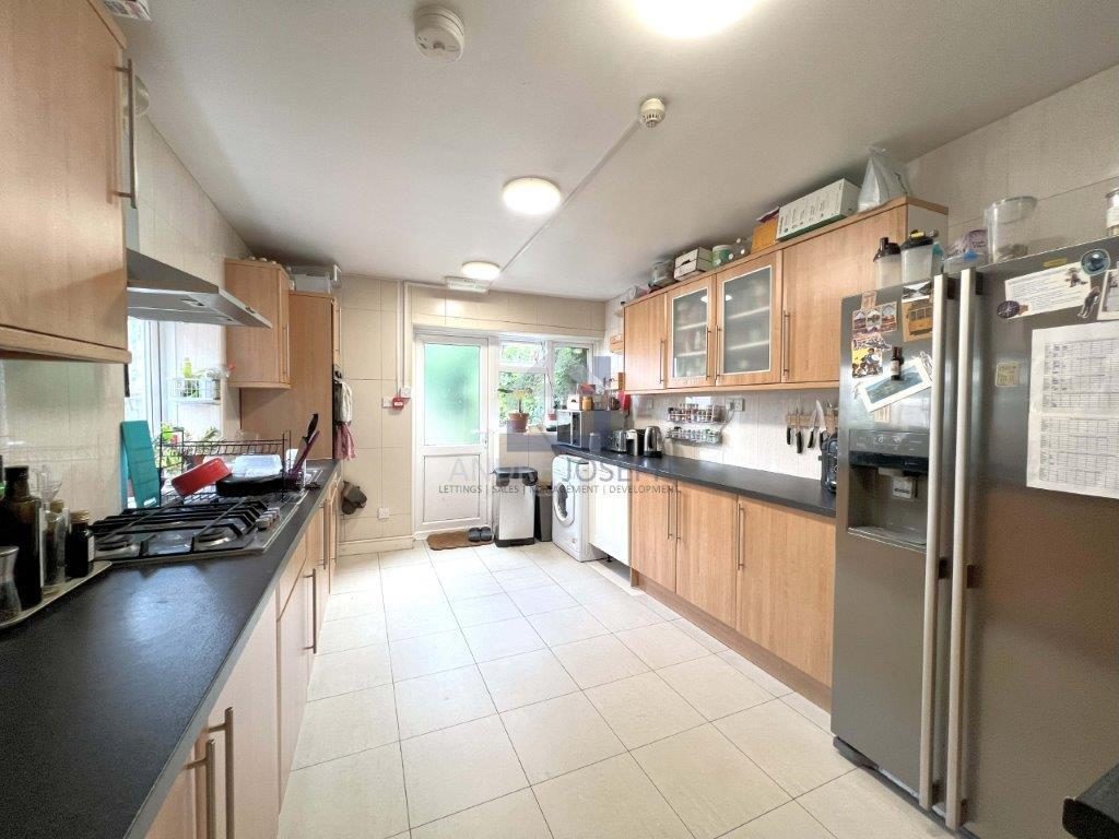 Terraced House