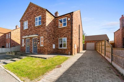 Property on Aspen Lane, DN37 7EH