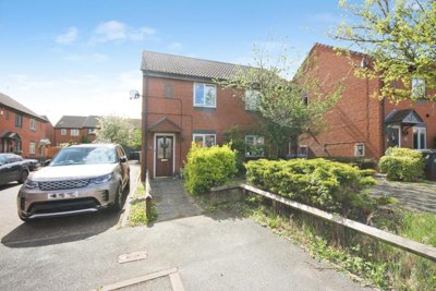 Property on Horsepool Hollow, CV31 1AW