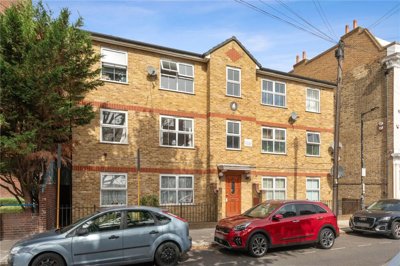 Property on Trafalgar Street, SE17 2TP