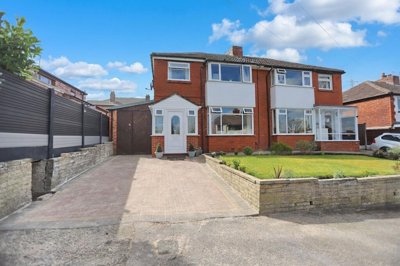 Property on Carisbrook Avenue, M45 6UP