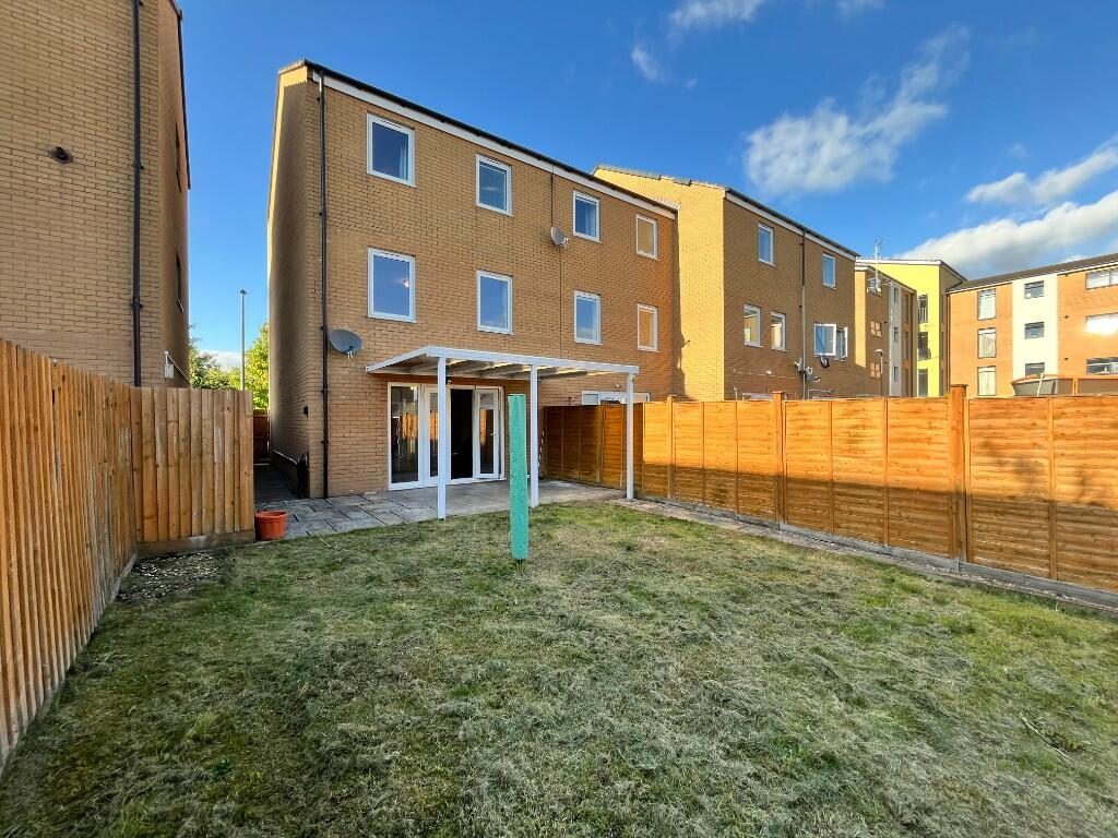 Terraced House