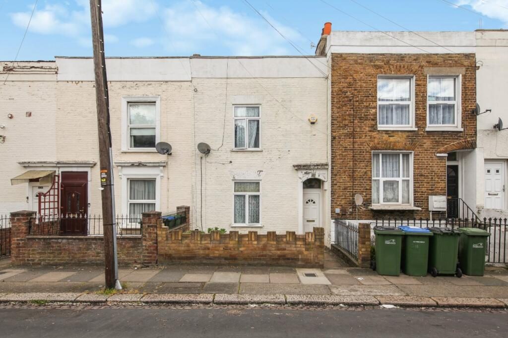 Terraced House