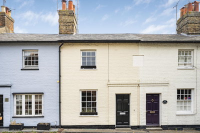 Property on Mill Lane, AL6 9ET