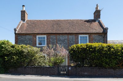Property on Havant Road, PO11 0LH