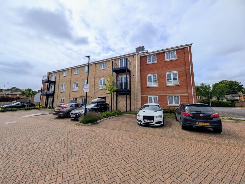 Property main image
