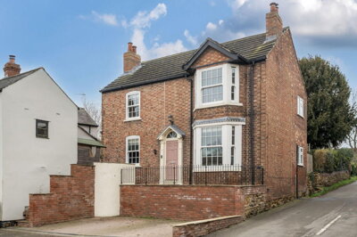 Property on The Sands, LE14 4PA