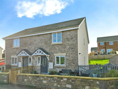 Property on Cysgod Y Gyrn, SY10 7LQ