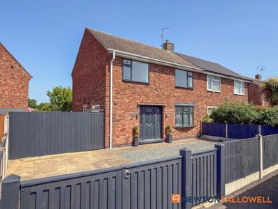 Property on Cranmer Road, NG24 4EU