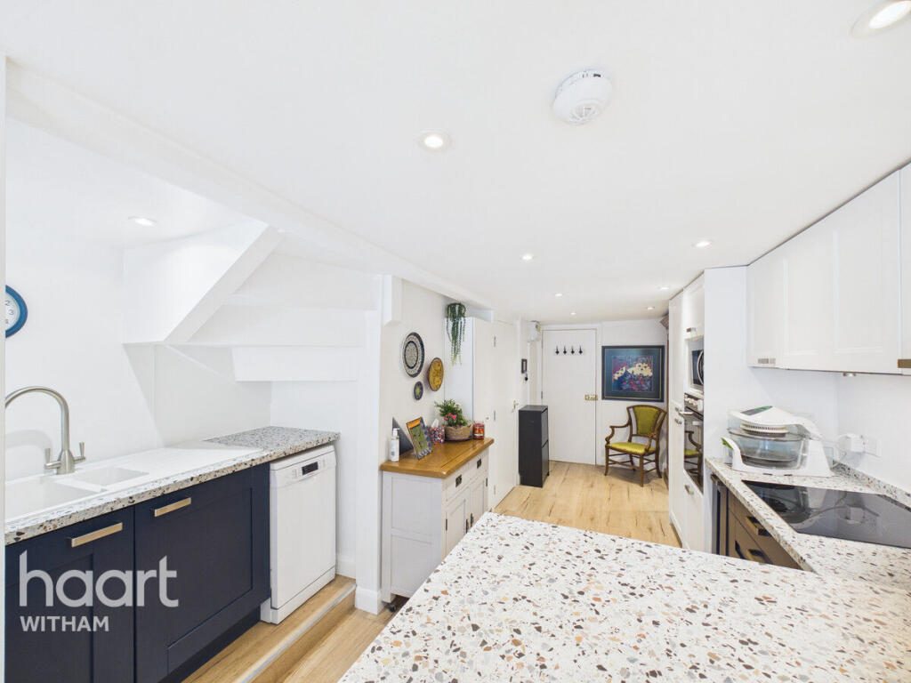 Terraced House
