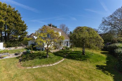 Property on Cross Lane, TN5 7HQ