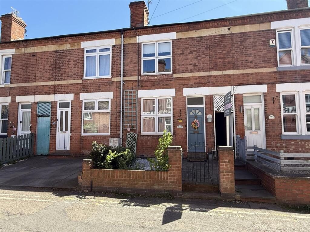 Property main image