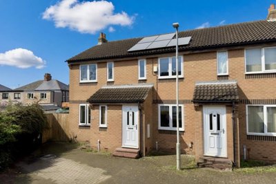 Property on Gainsborough Court, DL1 5UH