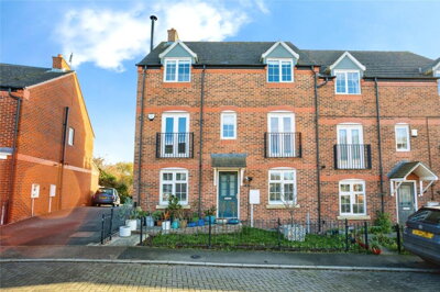 Property on Mill Hill Leys, LE12 6UU