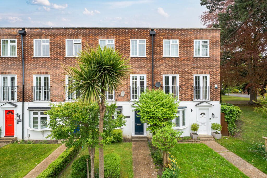 Terraced House