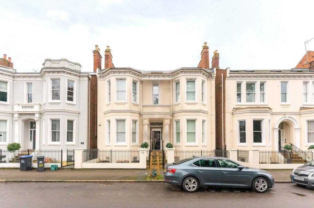 Property main image