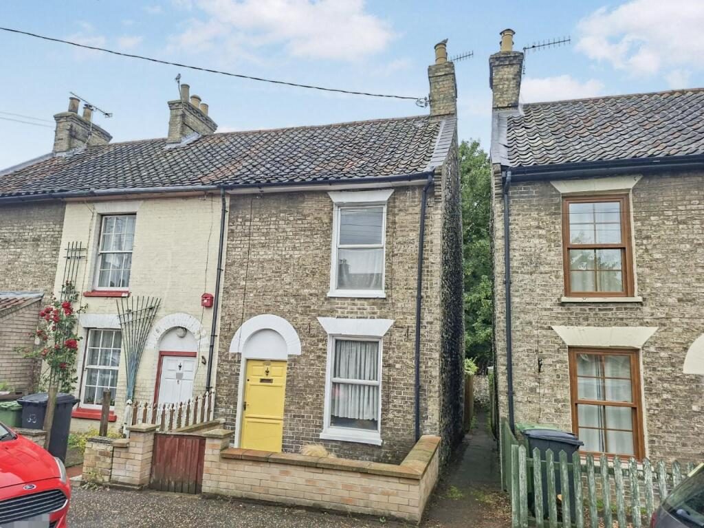 Property main image