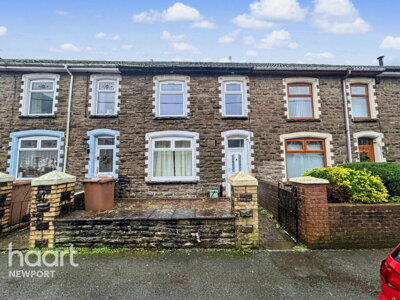 Property on Chapel Farm Terrace, NP11 7NJ