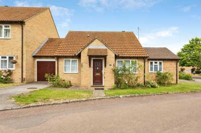 Property on Watersfield Close, RG6 4DF