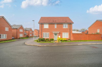 Property on Bland Way, RG2 9SL