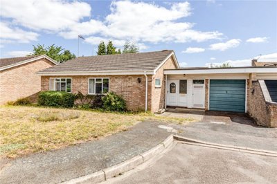 Property on Elmtree Close, KT14 7NN