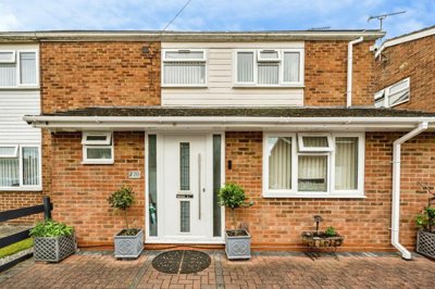 Property on Drayton Road, HP20 2EW