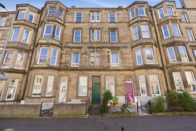 Property on Easter Road, EH6 8JR