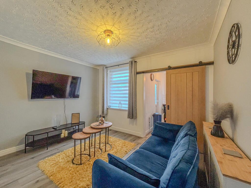 Terraced House