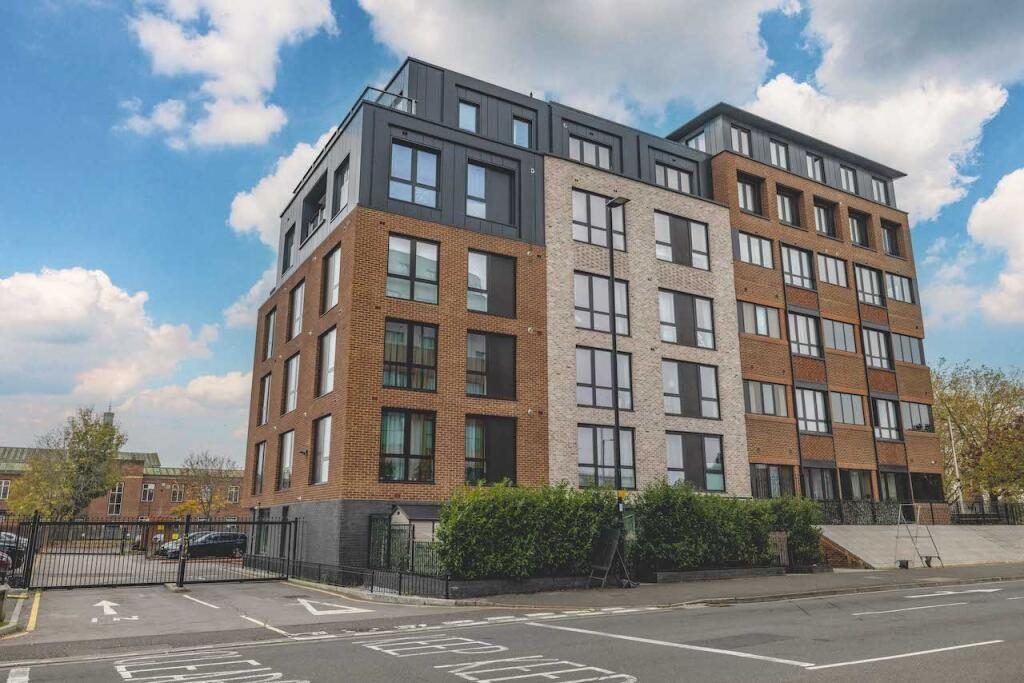 Property main image