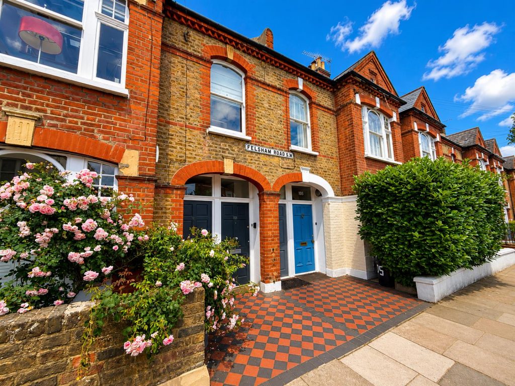 Property main image