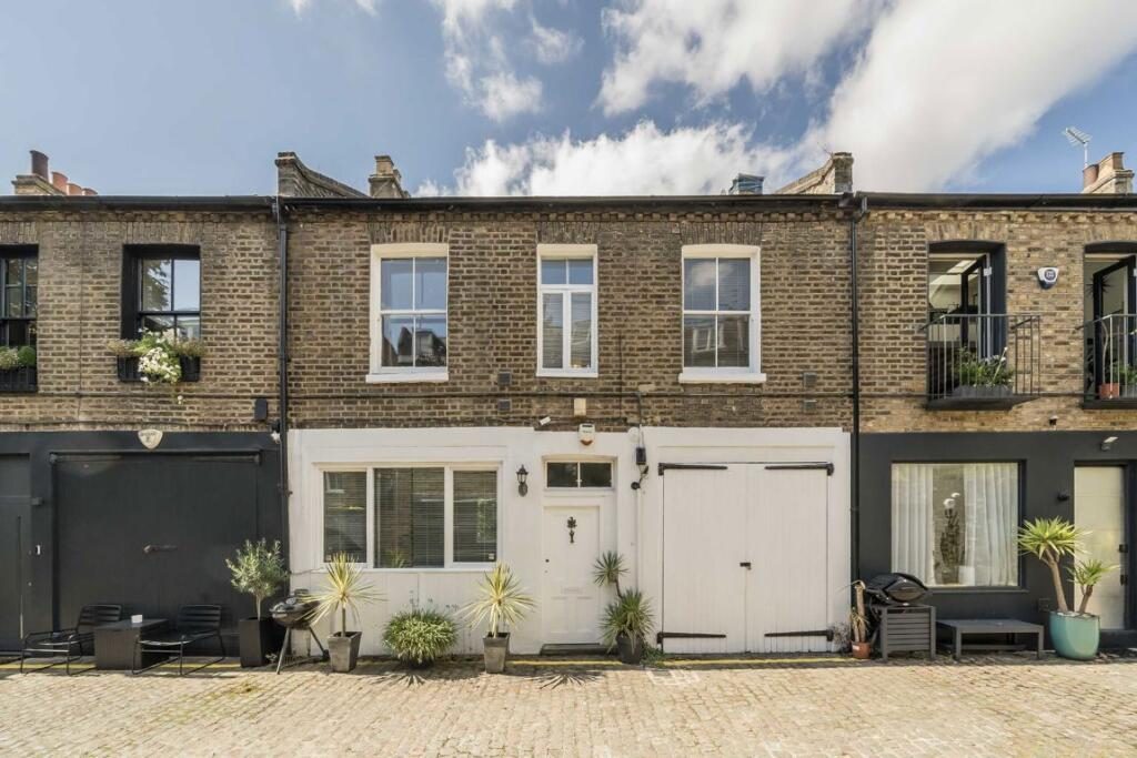 Terraced House