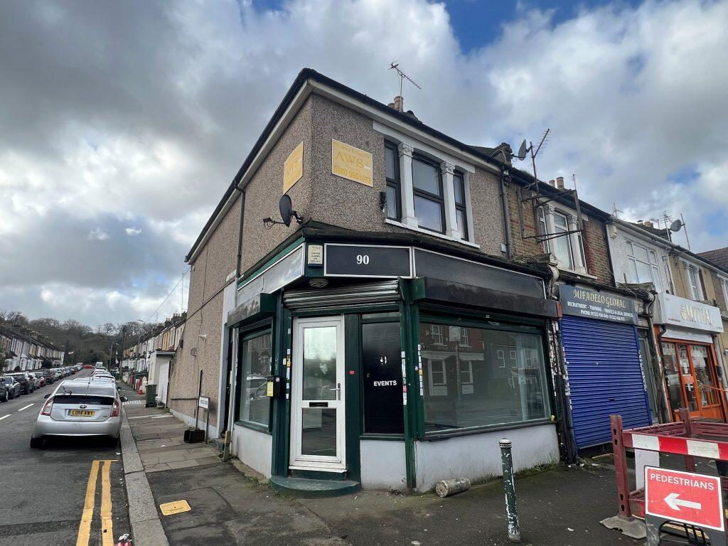 Retail Property (out Of Town)