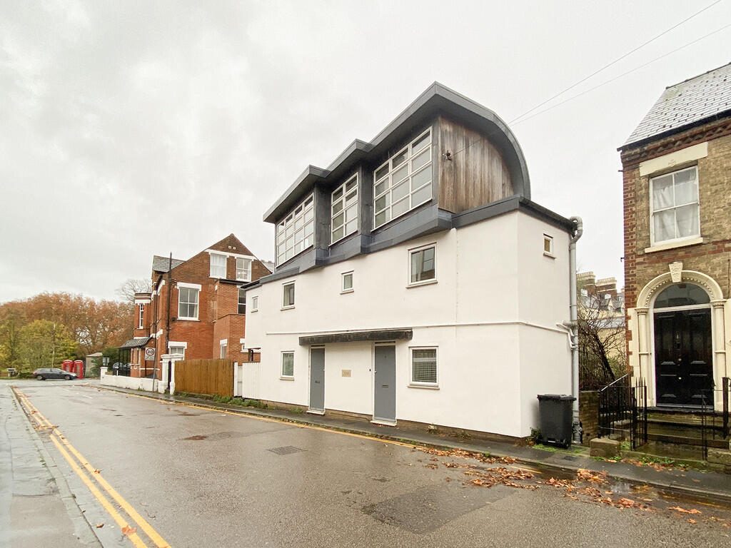 Terraced House