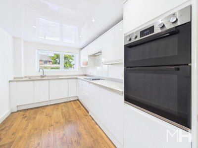 Property on Garstang Road, PR1 1NN