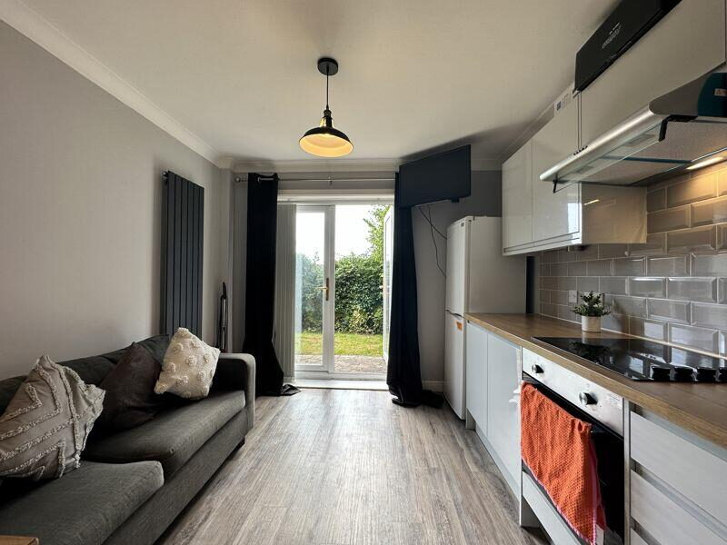 Terraced House