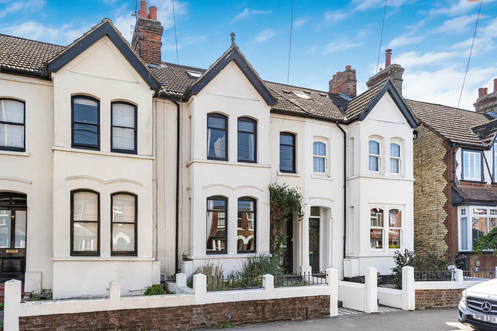 Terraced House