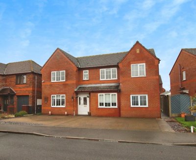 Property on Rivermead, LN6 8FB