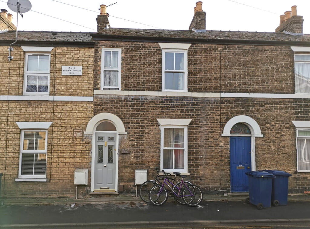 Terraced House