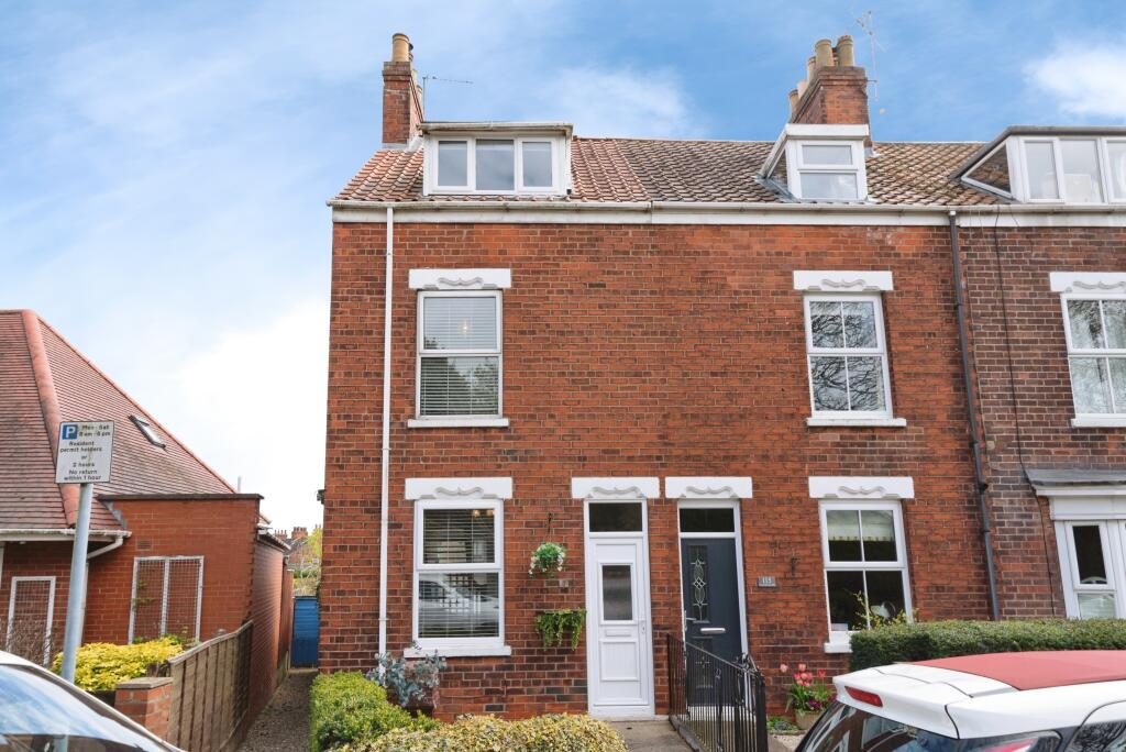 Terraced House