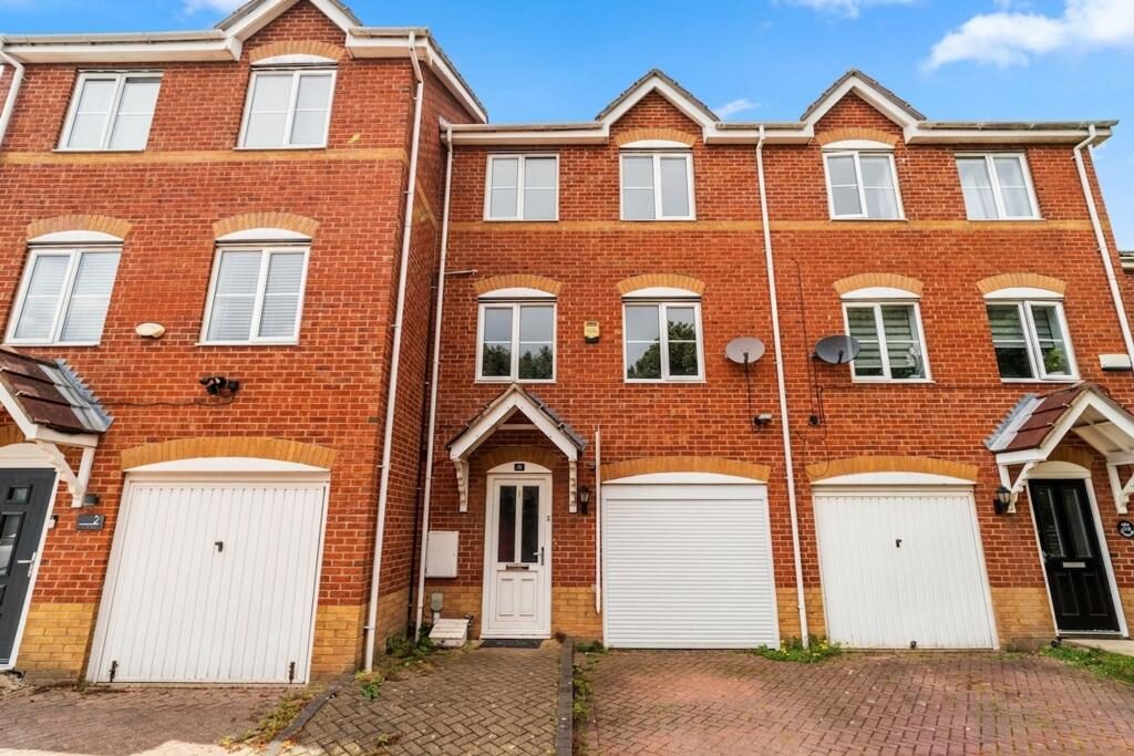 Property main image