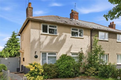 Property on Kings Road, CM1 4HP