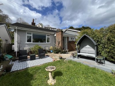 Property on Derwen Lane, LL30 3EA