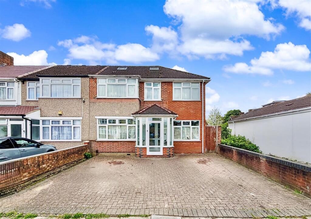 Terraced House