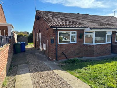 Property on Graingers Road, HU18 1QE