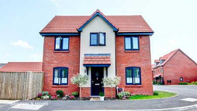 Property on Mallow Way, NN11 4WD