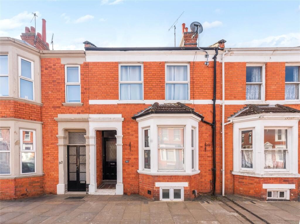Terraced House