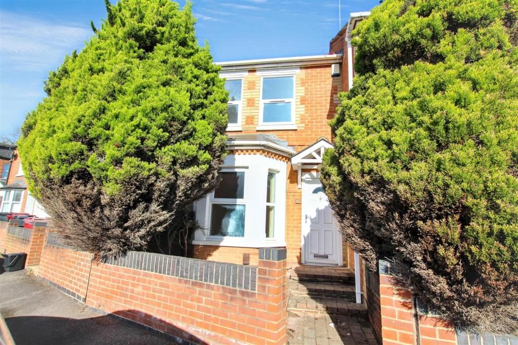 Terraced House