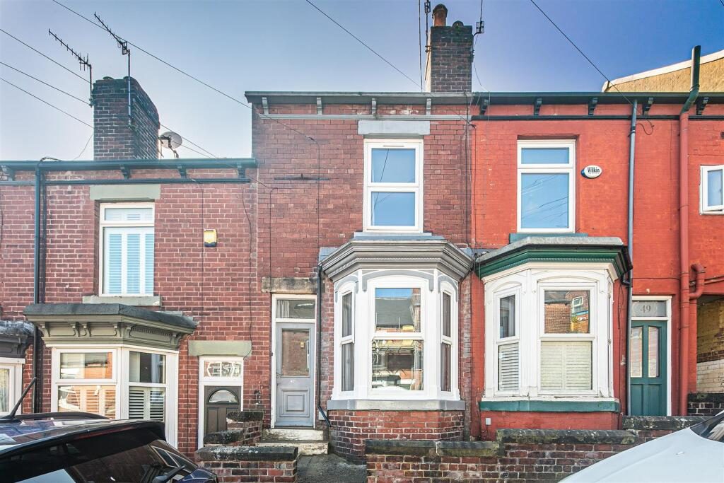 Property main image