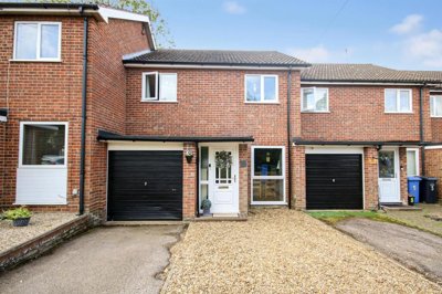 Property on Trilithon Close, NR6 5EP