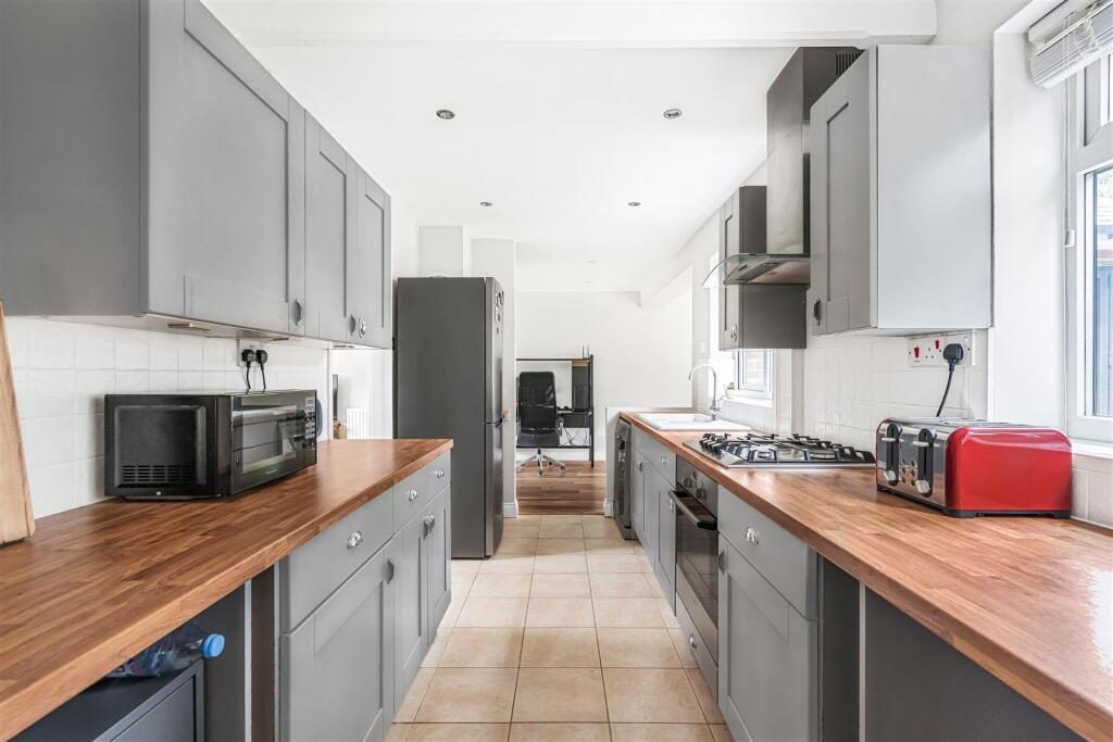 Thumbnail 8